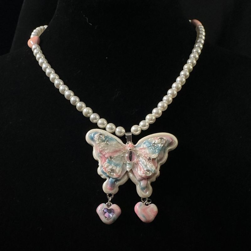 Barbie‘s Butterfly Necklace