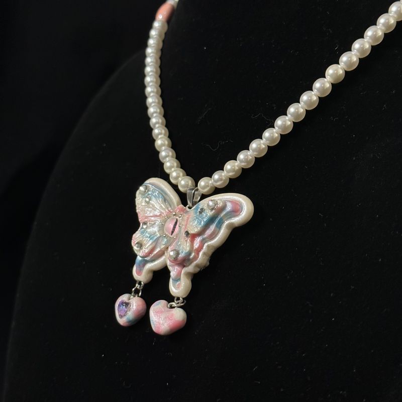 Barbie‘s Butterfly Necklace